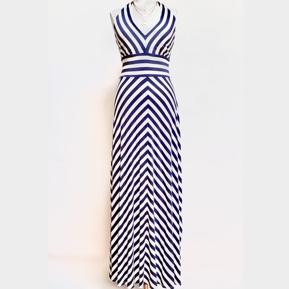 Banana Republic Dresses & Skirts - Banana Republic Halter Maxi Dress Striped NWT